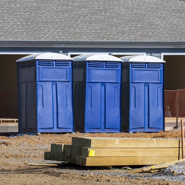 how can i report damages or issues with the portable toilets during my rental period in Leopold Missouri